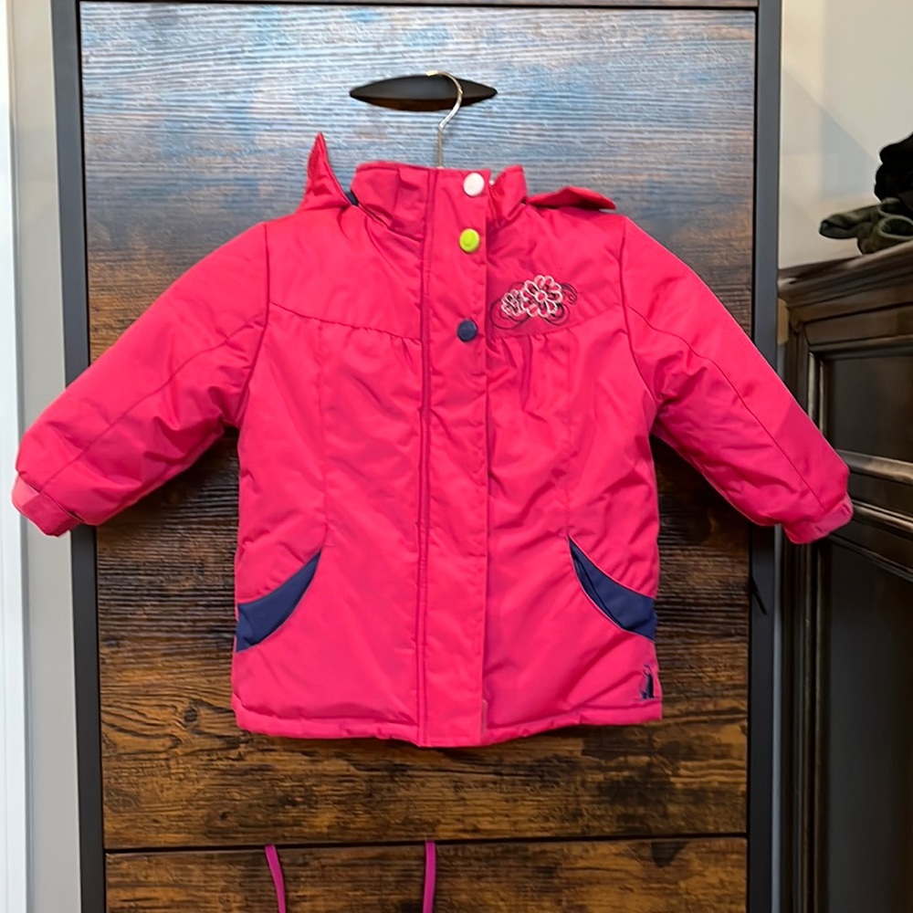 Rugged Bear winter coat. Size 2T. Pre-owned.